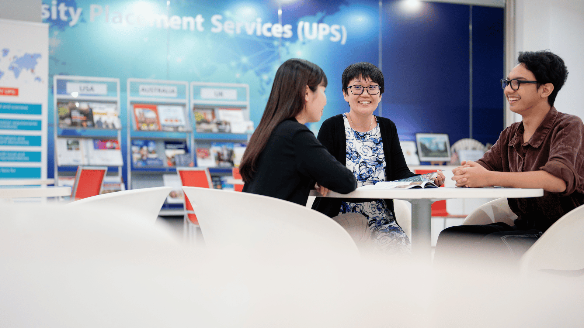 Taylor's students enquire at University Placement Centre