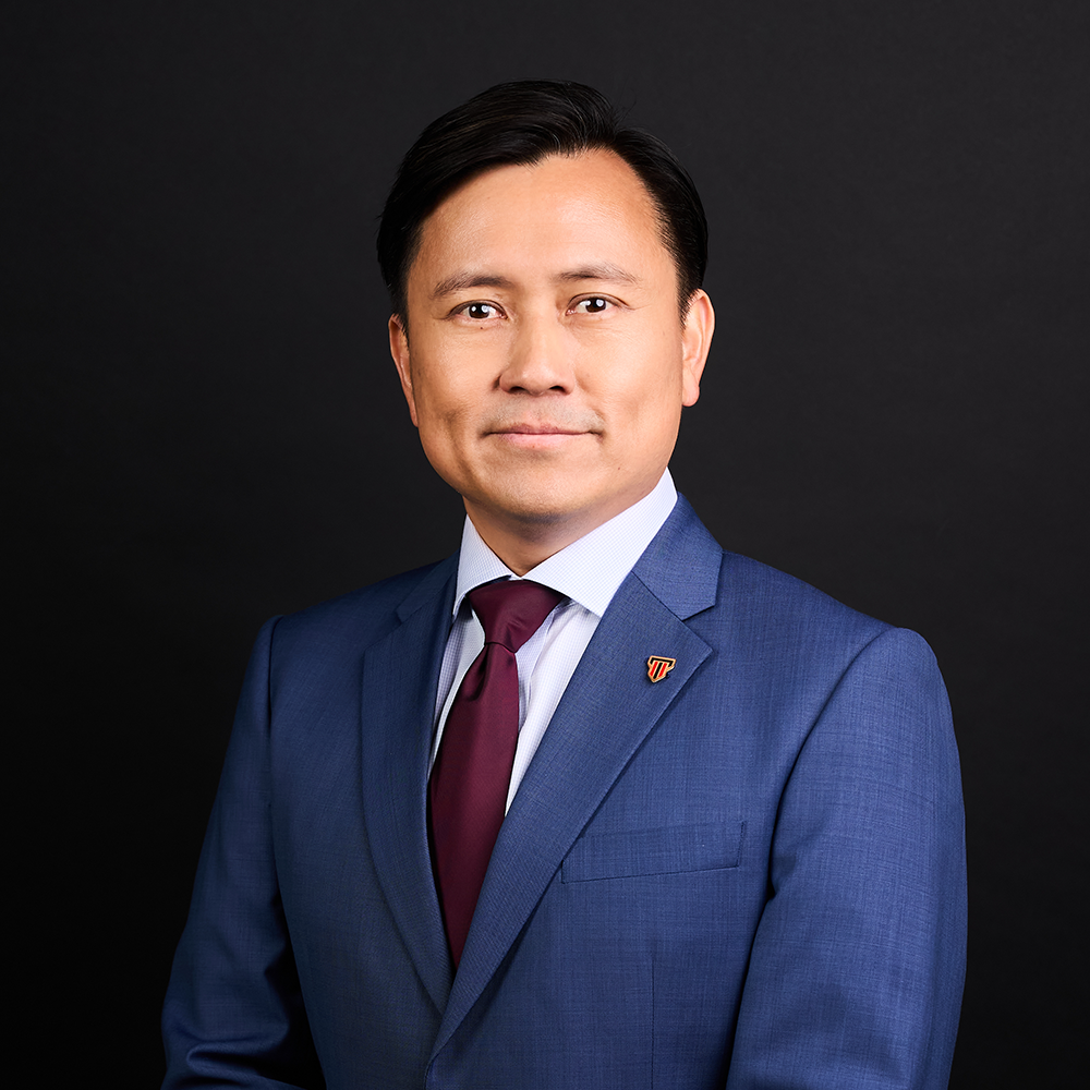 Official portrait for Wong Pau Min, Chief Operating Officer at Taylor's Unievrsity