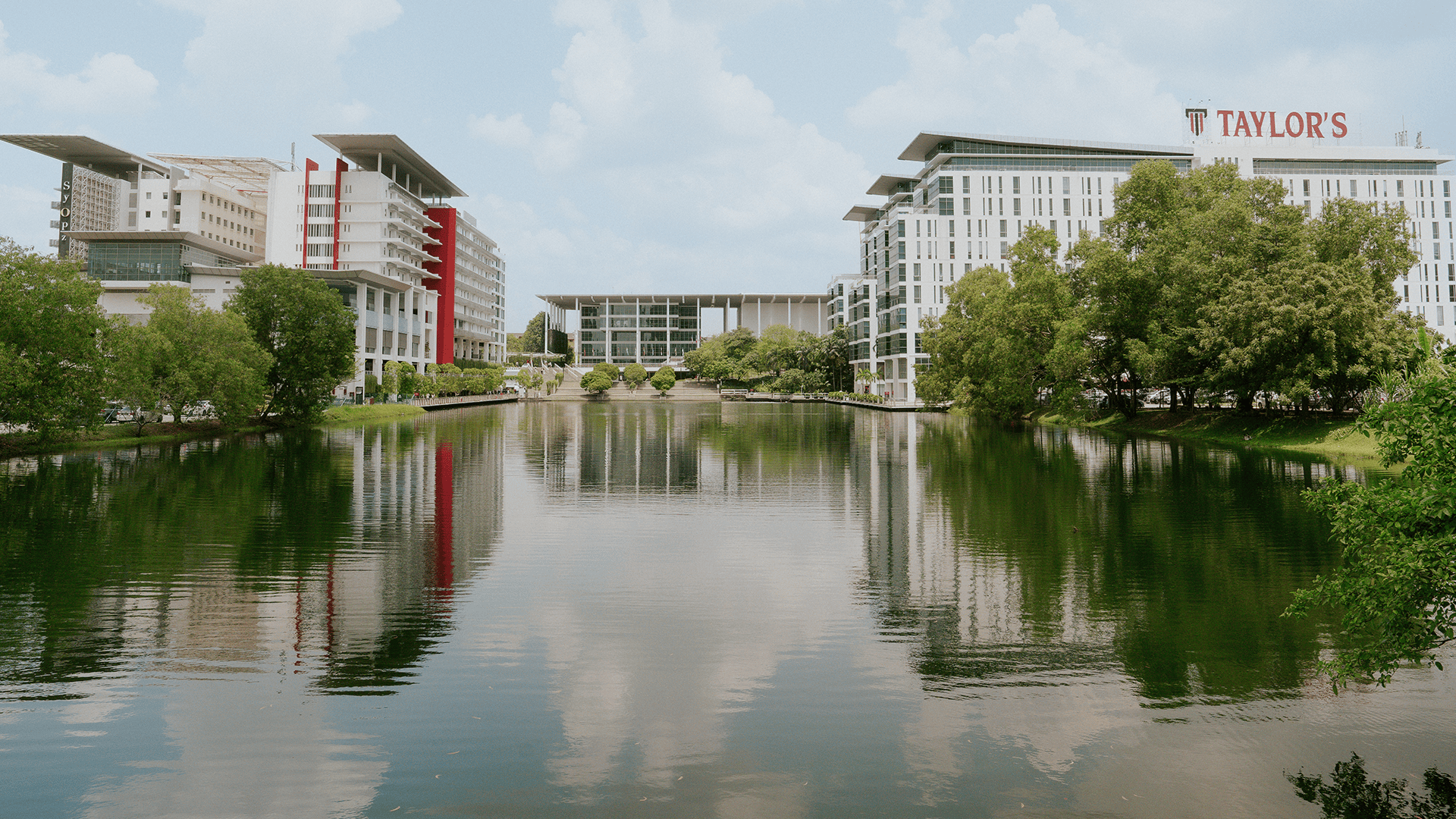 Taylor's lecturer having class in the lecture theater