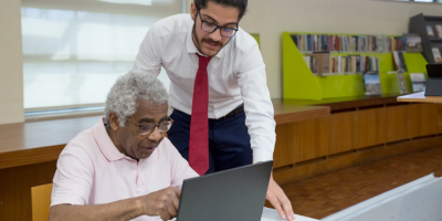 Teaching elder on using computer