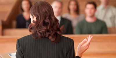 Business woman debating in the meeting room