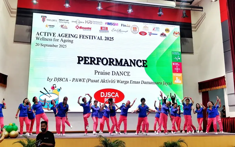 CLOSING CEREMONY: A BRIDGE TO THE FUTURE