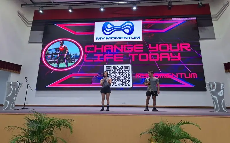 At 9:00 AM, trainers Lorna Wong and Redza Farouk led inclusive, easy-to-follow warmups in the Grand Hall, setting a confident tone for a festival that nurtured both body and heart