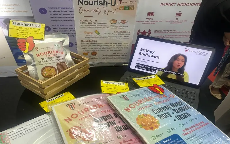 Nourish-U Booth Display 