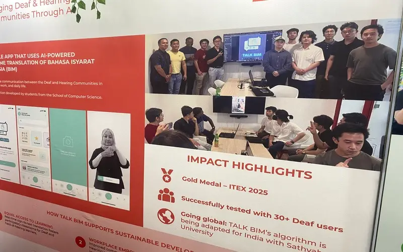 TALK BIM Booth Display