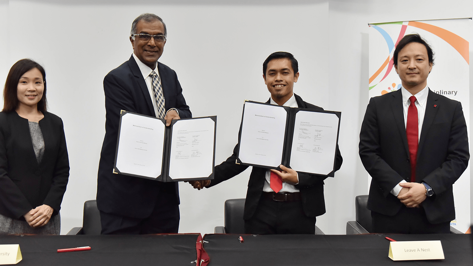 The MoU was signed by Emeritus Prof. Dr. P.T. Thomas, Executive Dean of Faculty of Health & Medical Sciences at Taylor’s University, and Mr. Abdul Hakim Sahidi, Managing Director of Leave a Nest Malaysia. 