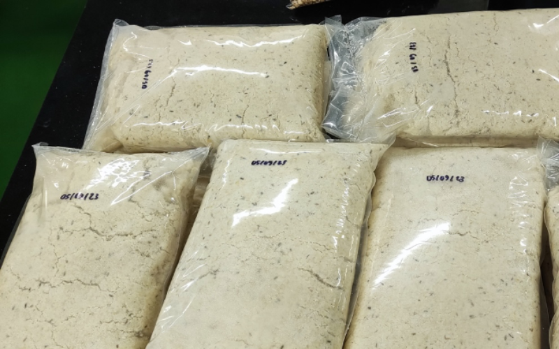 Packets of okara, a residue that remains after grinding and filtration of soybeans