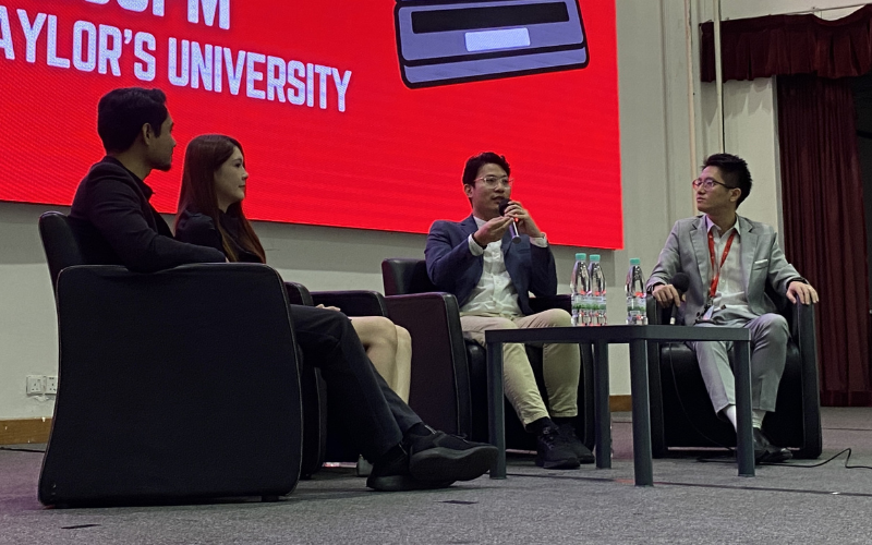 One-hour panel discussion with invited speakers sharing their experiences