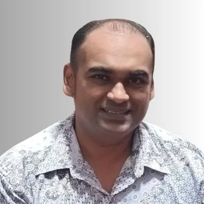 Portrait photo for Dr Naga