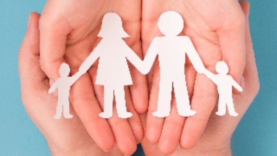 Paper cutting showing the connection of a family