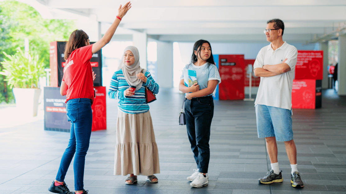 Student led visitors for Open Day campus tour