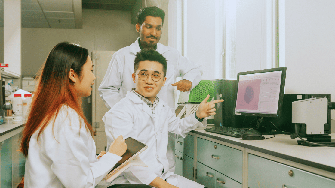 School Booth: TB Diseases Management Through Predictive Analytics and AI