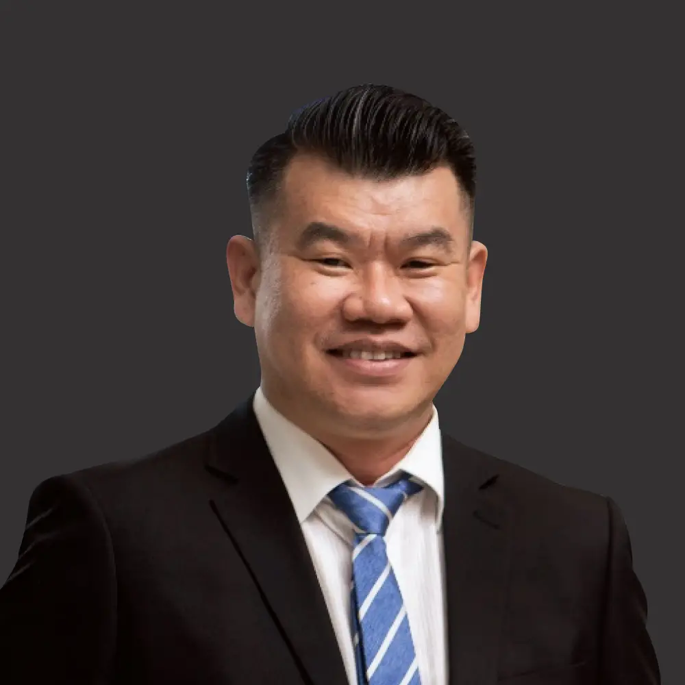 Portrait photo for Associate Professor Dr Lin Woon Leong