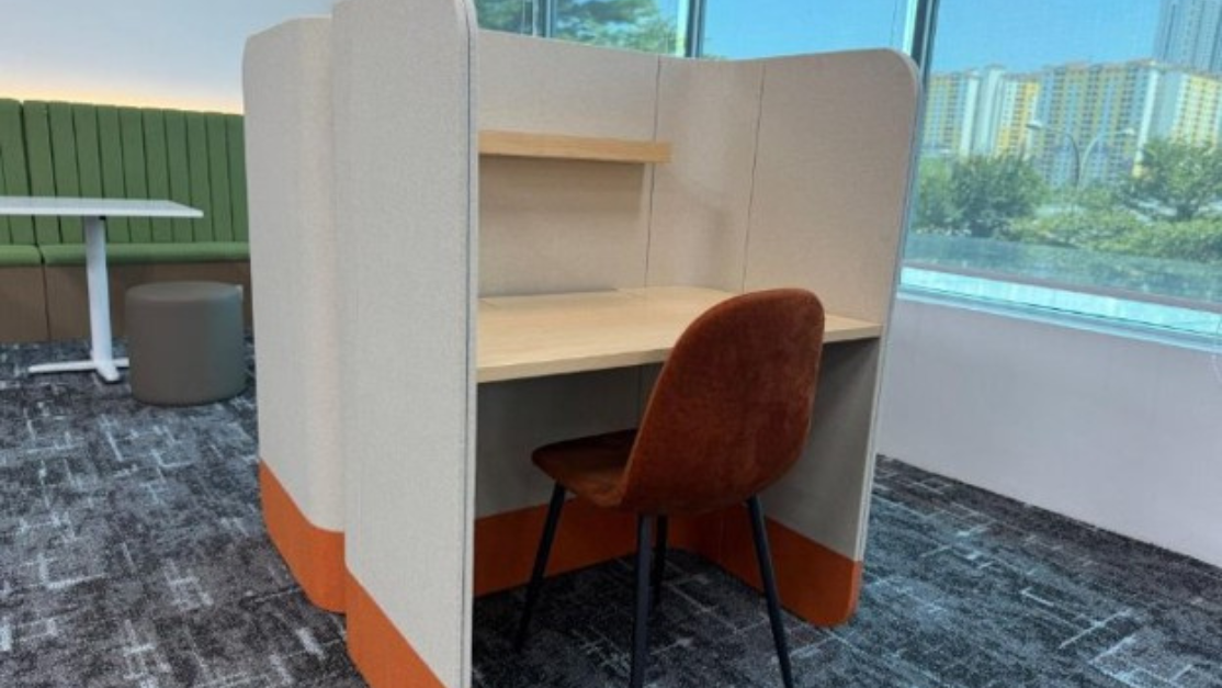 Individual working pod at BizPod