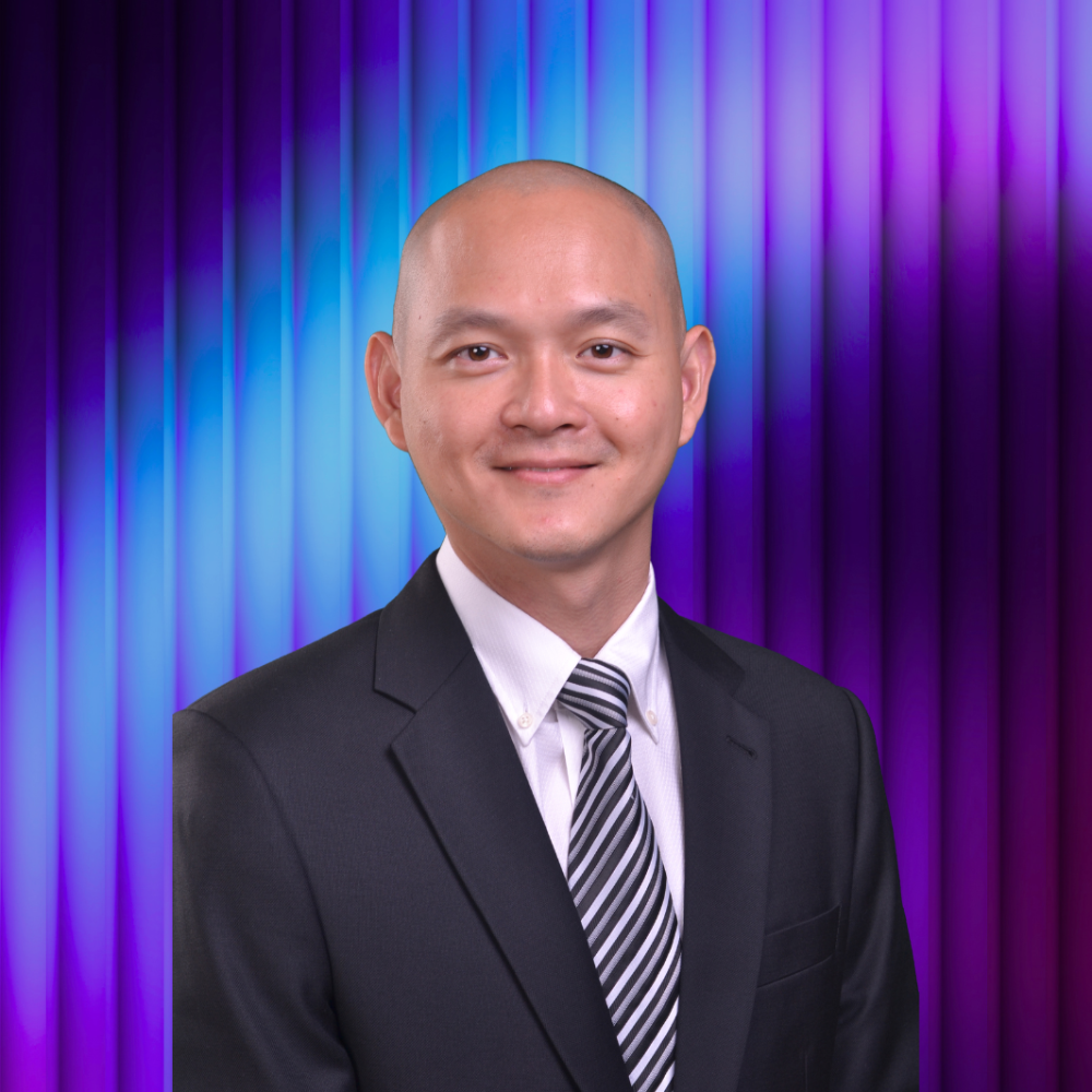 Portrait photo for Prof OKM