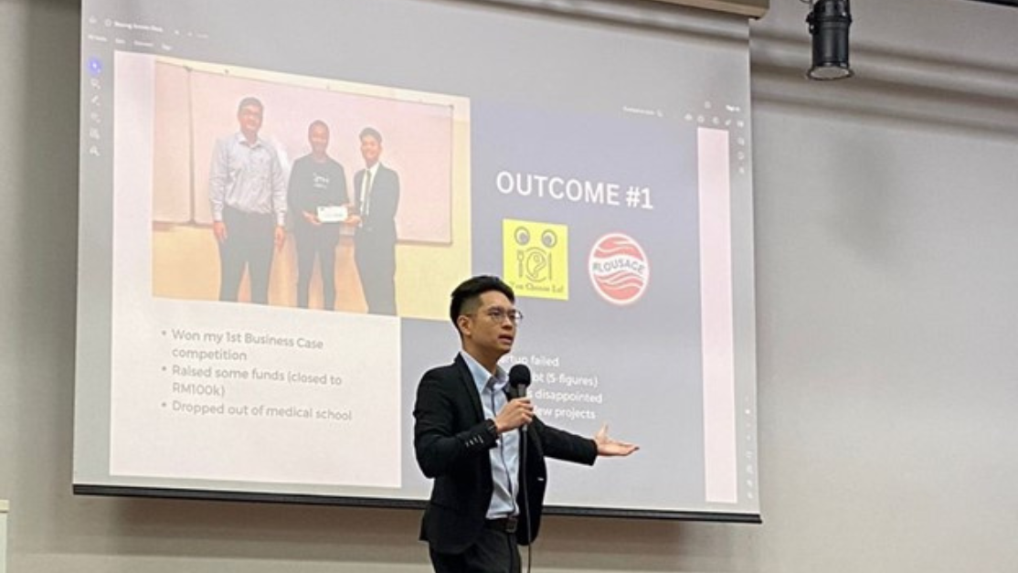 Trainer's photo during the sharing session
