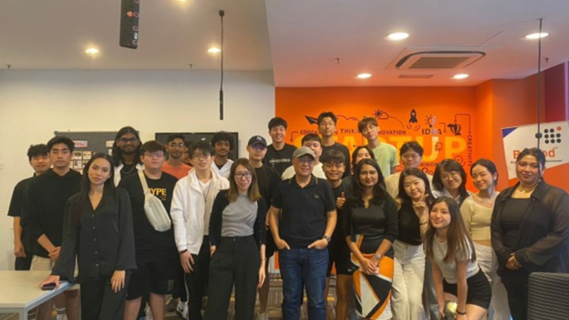 group photo during workshop