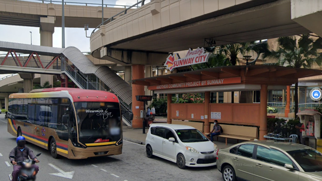 Stop 3: Sunway Pyramid (New Wing Bus Stop)