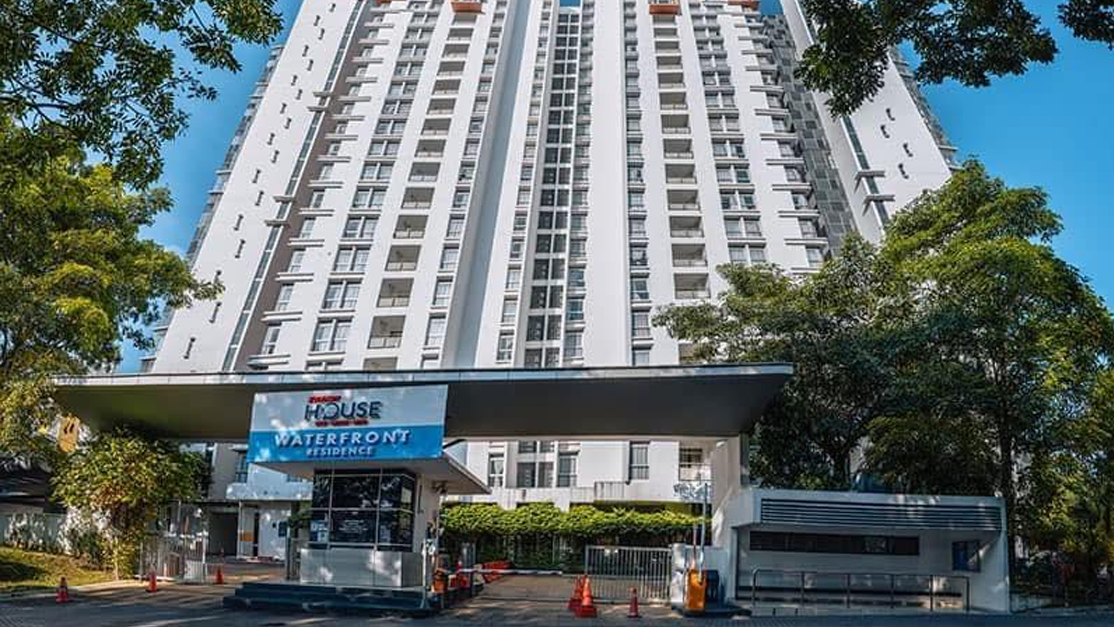 Stop 1: Sunway House Waterfront Residence