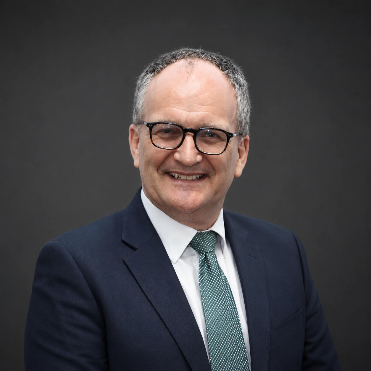 Official portrait for Peter Wells