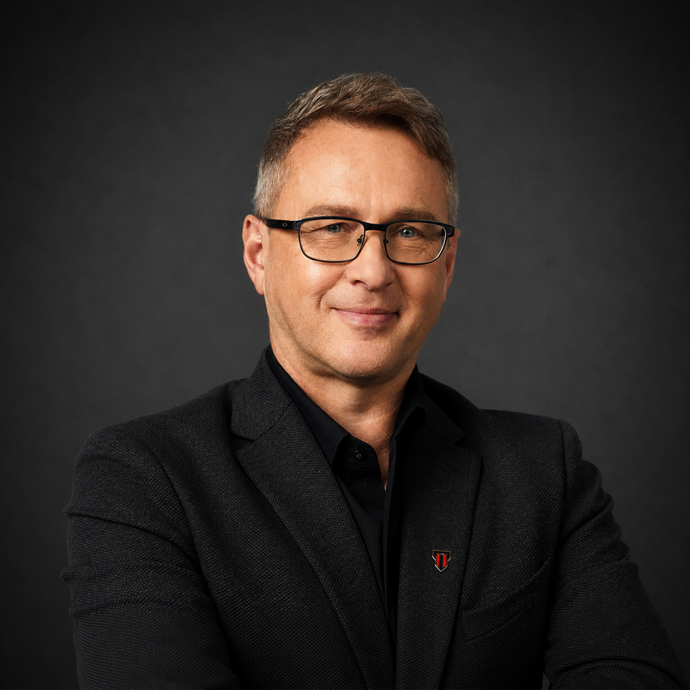 Portrait photo for Darren Bagnall