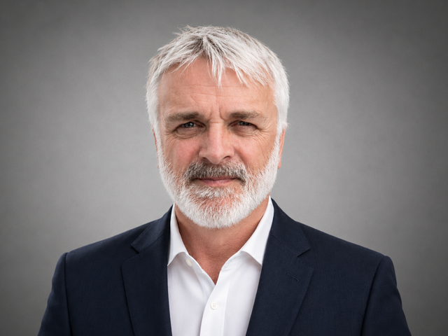 Emeritus Professor Dr Roger M. Phillips profile photo