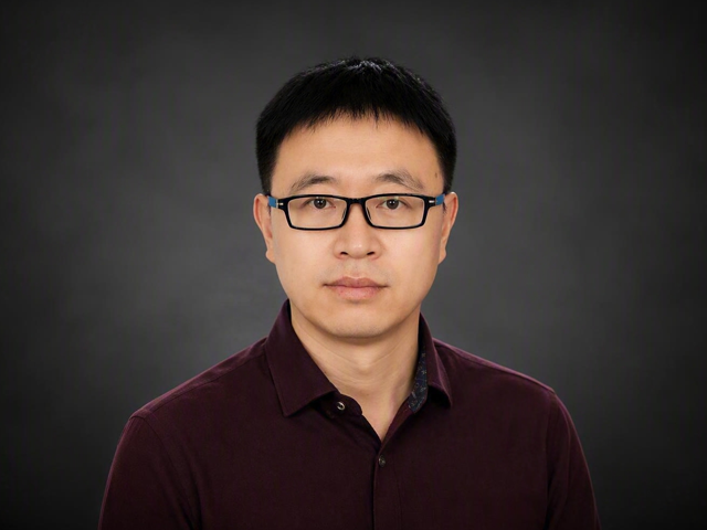 Professor Dr Xu Duan  profile photo