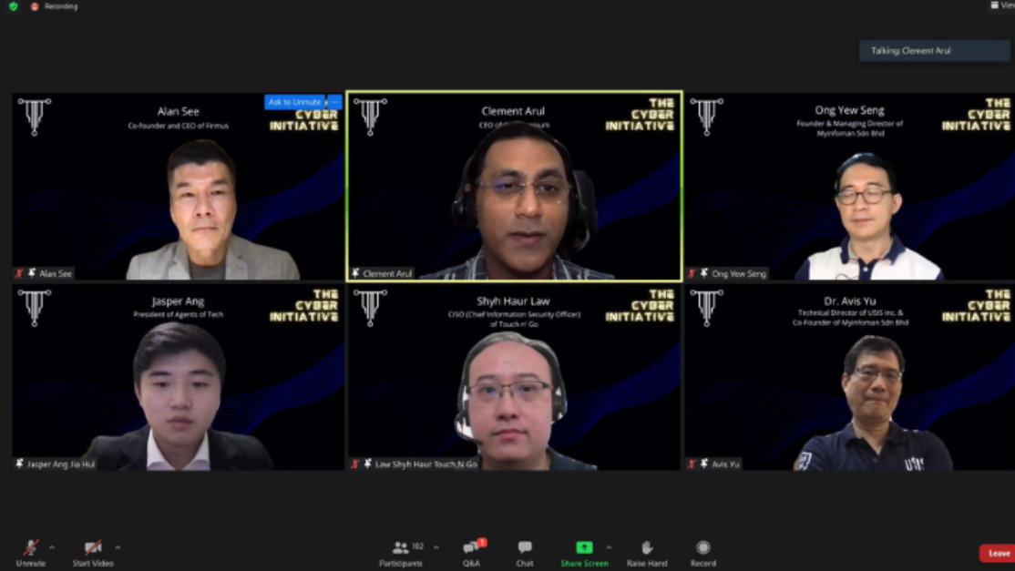 screenshot of a zoom call with 6 users online