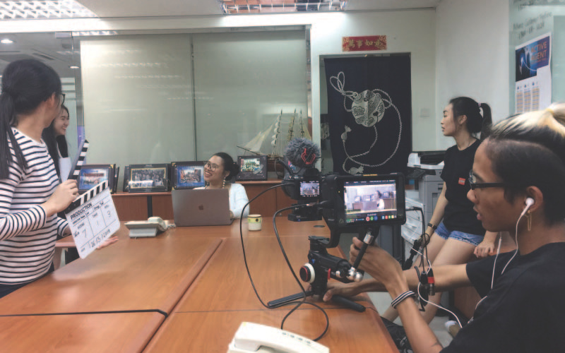 Broadcasting students discussing