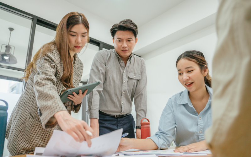 coworkers discussing