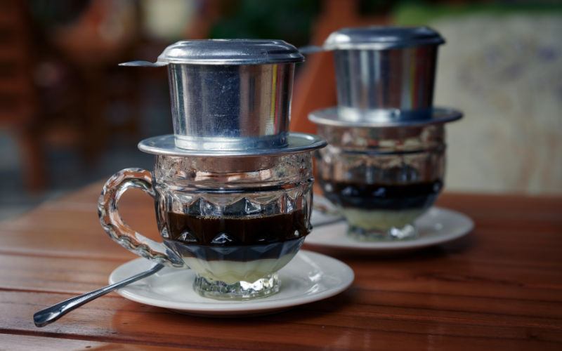 Cà phê sữa nóng