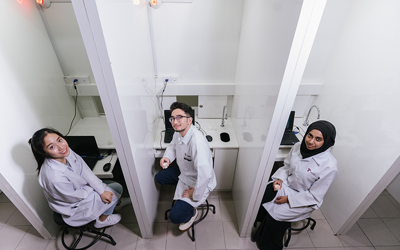 Taylor's student in the lab