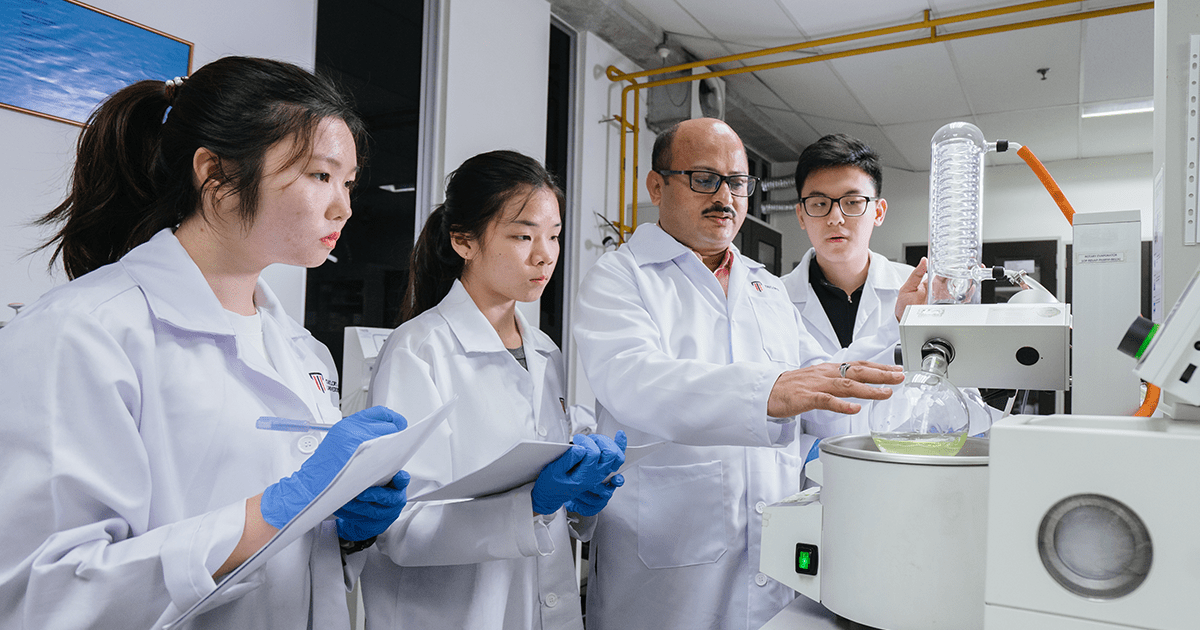 Know The Differences: Pharmacy vs Pharmaceutical Science | Taylor's University