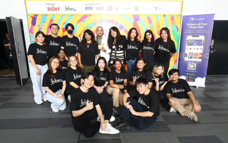 students posing for a group photo