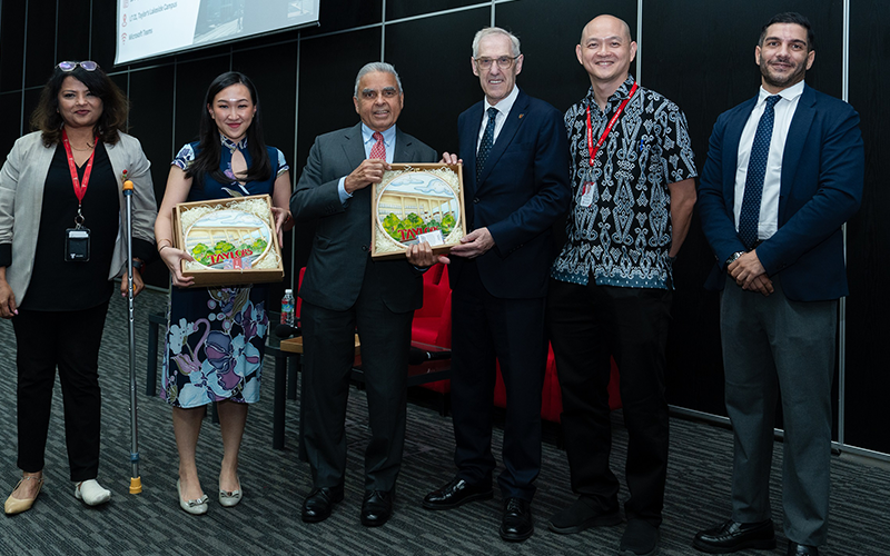 Kishore Mahbubani with Professor Ong