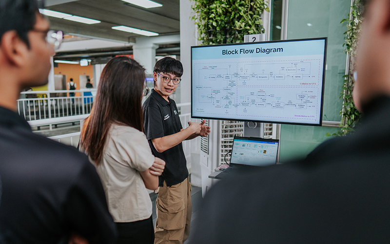 Taylor's engineering student showcasing project