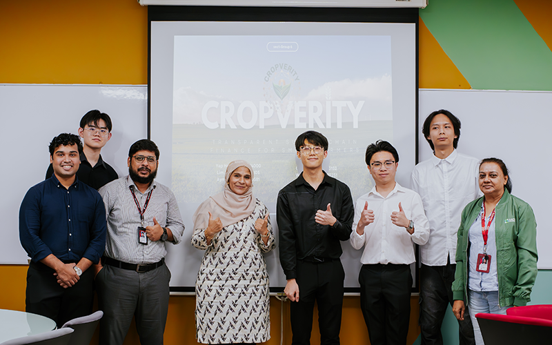 Taylor's business school student