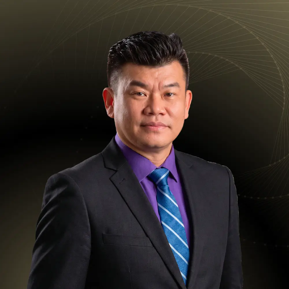 Portrait photo for Associate Professor Dr Lin Woon Leong