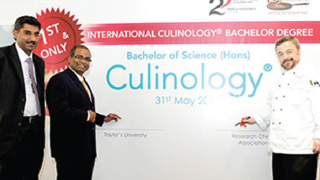 Professors and professionals officiating culinology programme