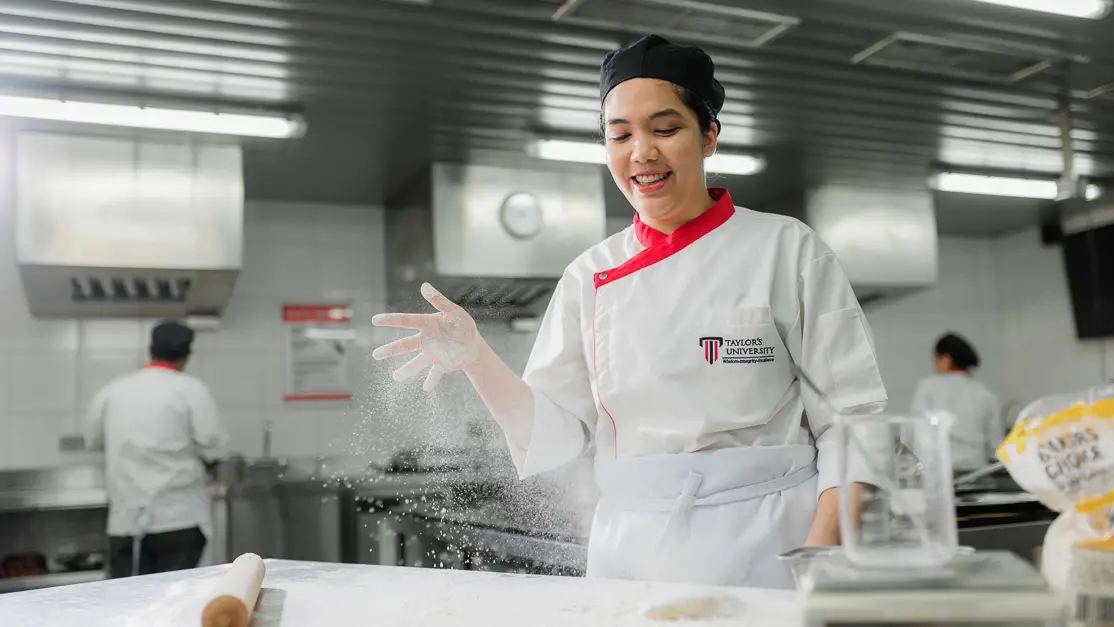 Taylor's culinary student having internship in a restaurant