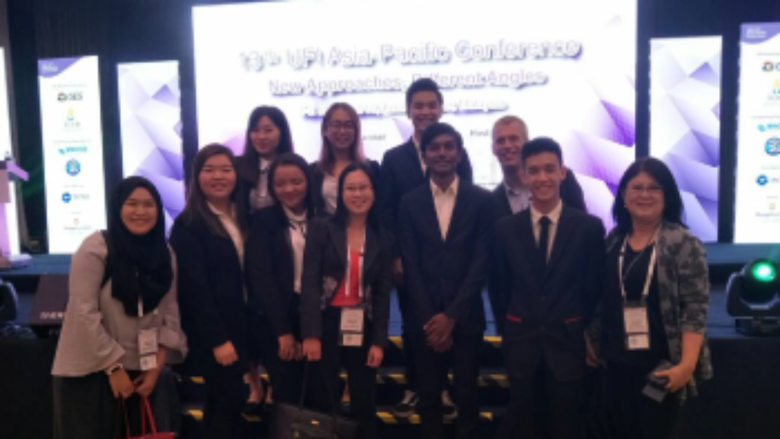 group picture of the UFI asia pacific participants