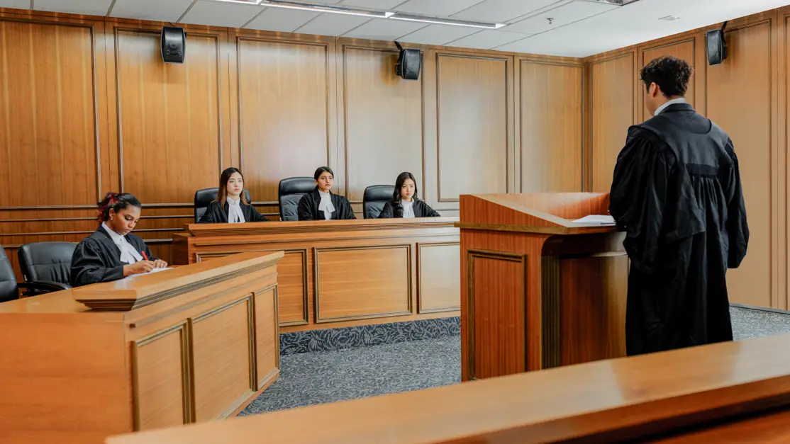 Taylor's law student in the moot court