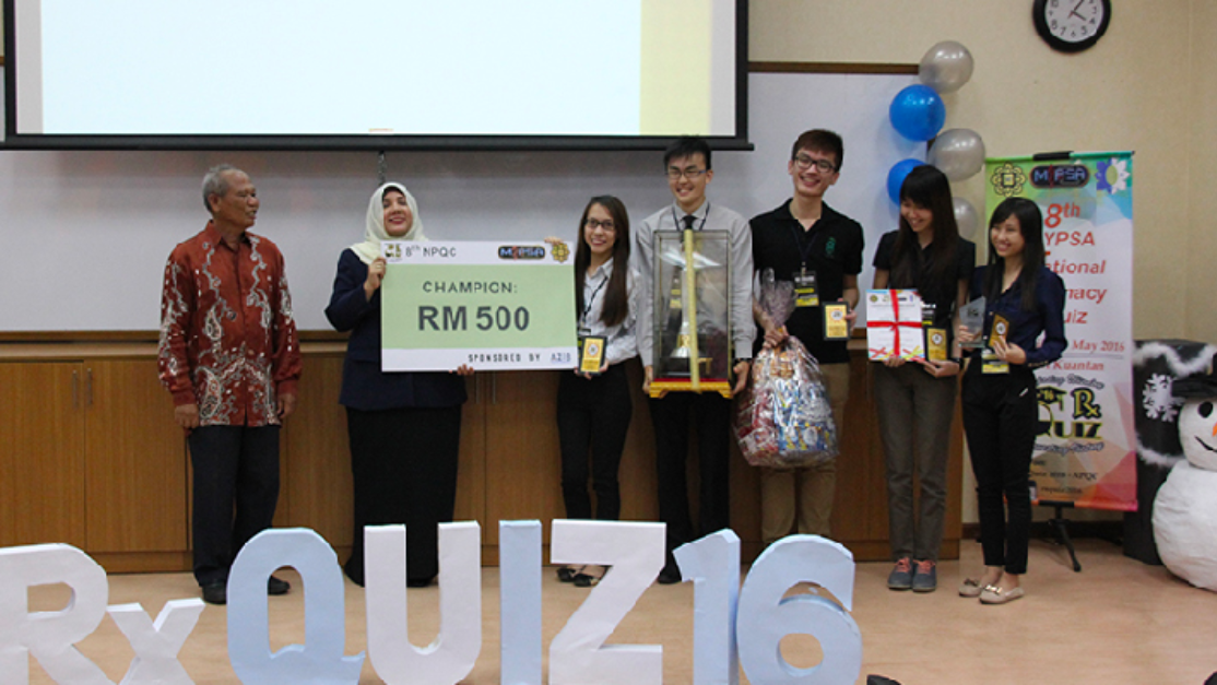Group of students winning MYR 500 voucher from competition