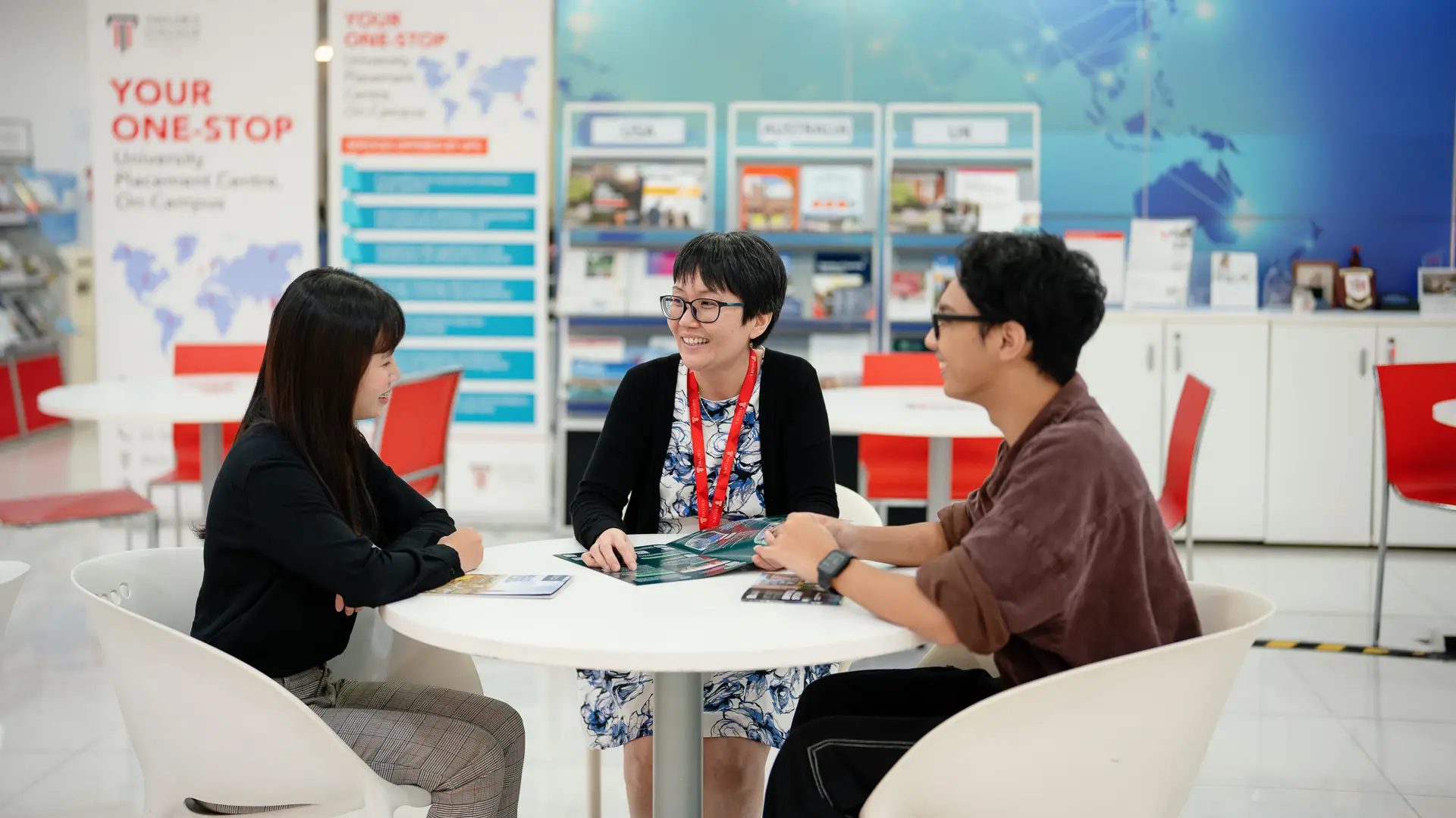 Taylor's pharmacy lecturer having consultation with the student