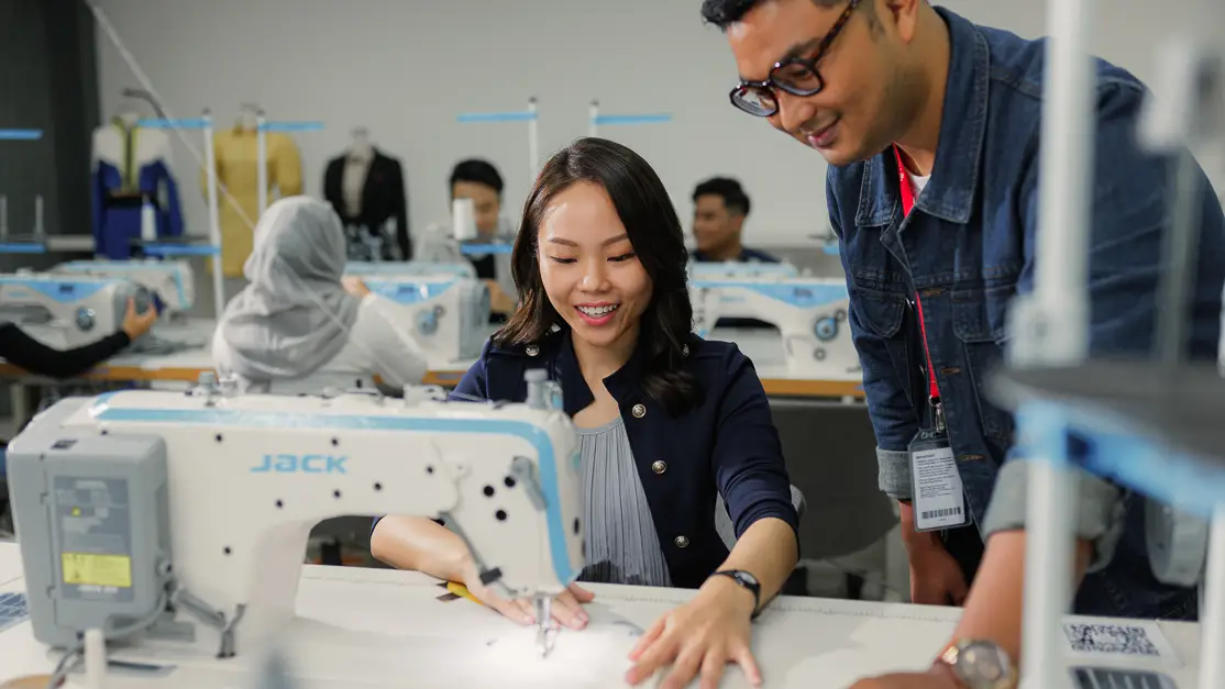 Taylor's fashion student in the lab